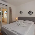 My Dalmatia - Seaside Marin With Private Heated Pool *
