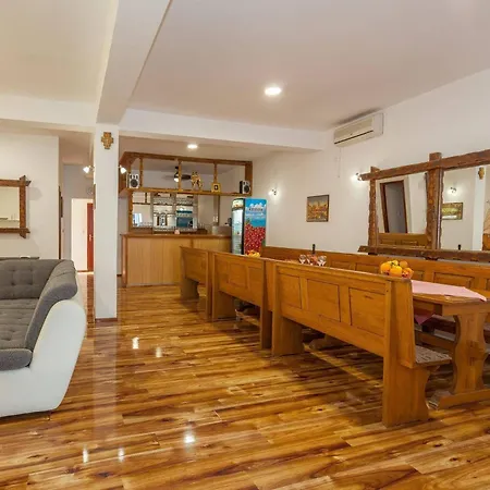 My Dalmatia - Seaside Marin With Private Heated Pool