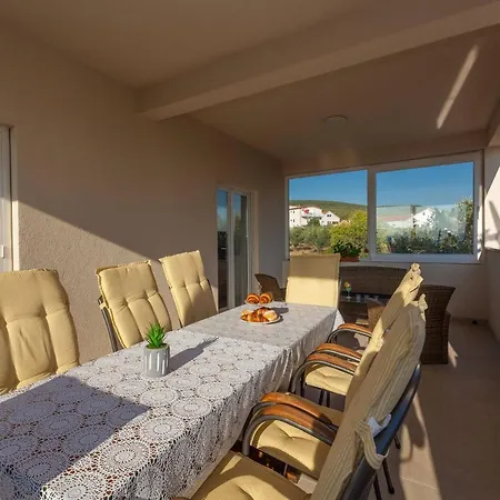 בית נופש My Dalmatia - Seaside Marin With Private Heated Pool סבטי פטר