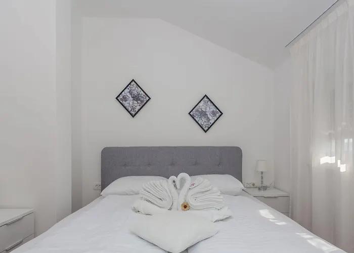 My Dalmatia - Seaside Marin With Private Heated Pool * Sveti Petar