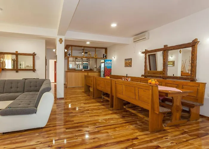 My Dalmatia - Seaside Marin With Private Heated Pool