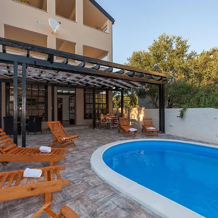 My Dalmatia - Seaside Marin With Private Heated Pool *